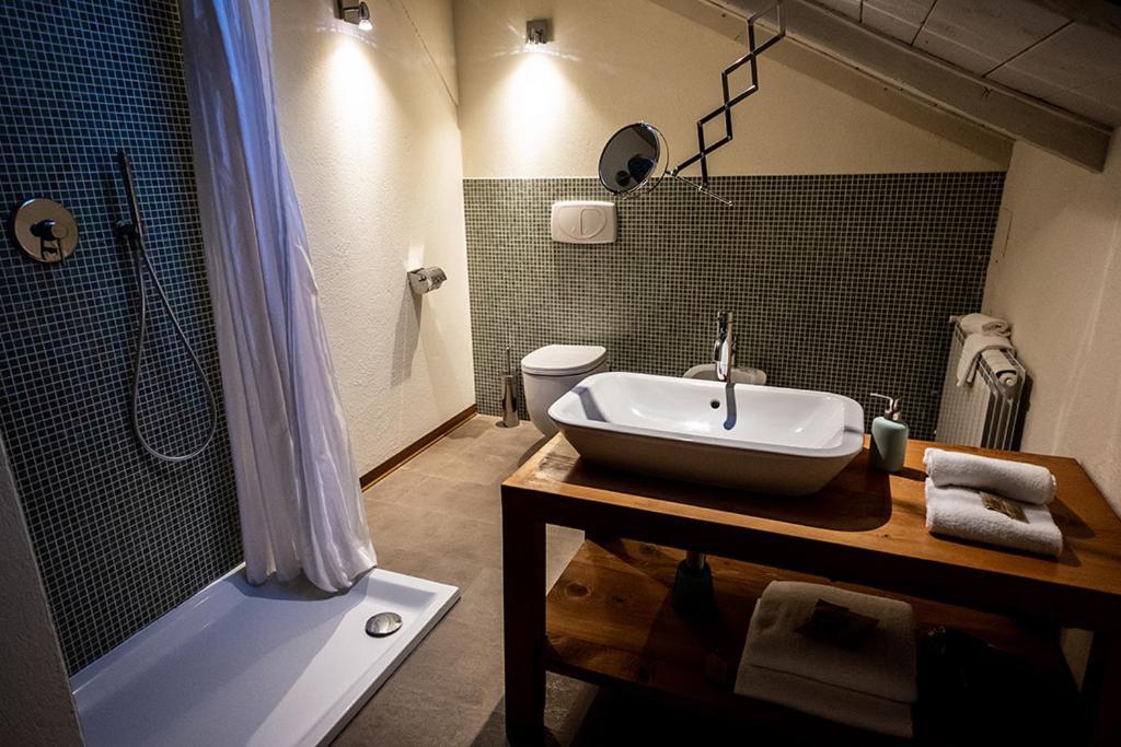 Tenuta Castello Cerrione Ngoại thất bức ảnh