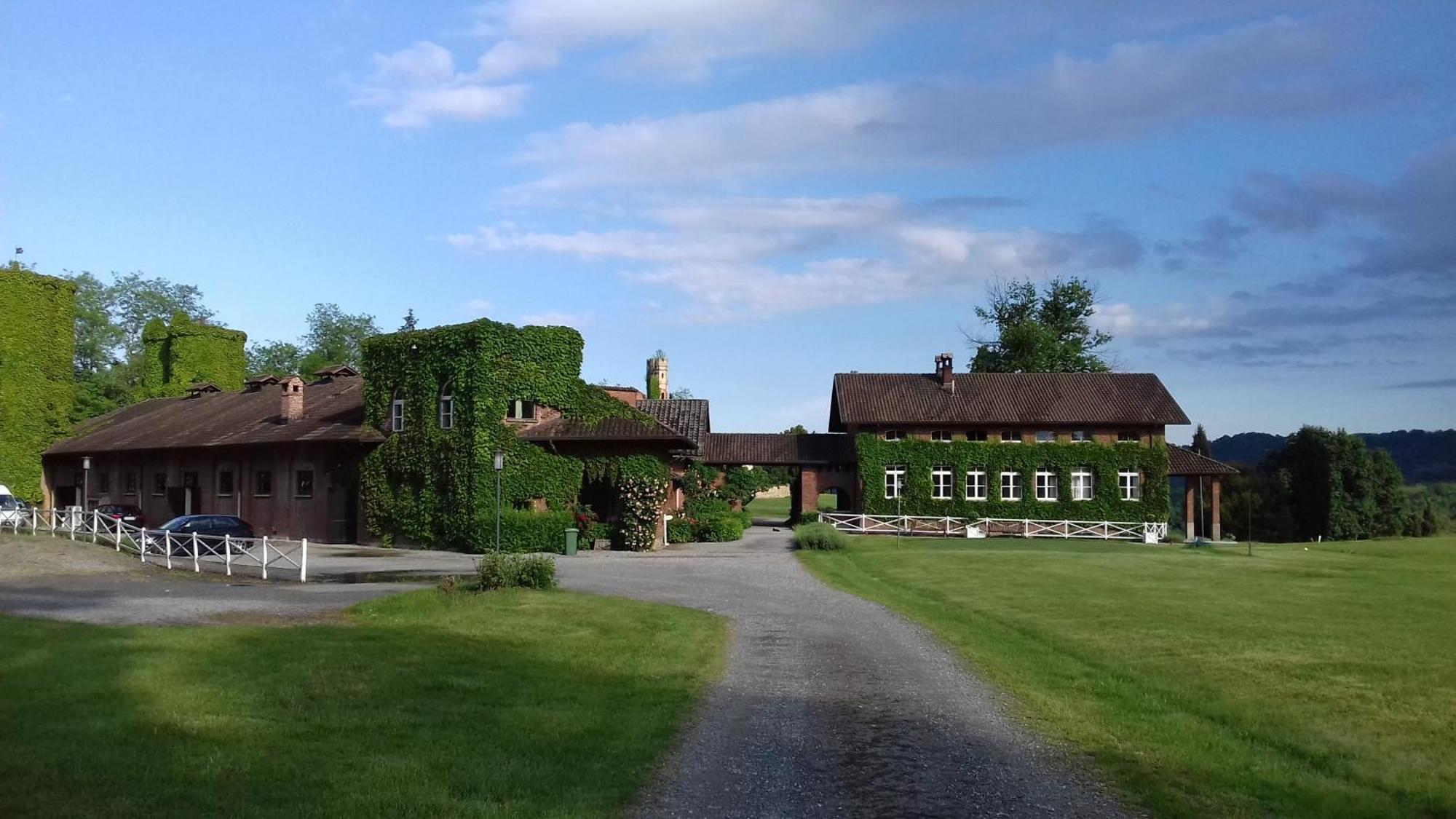 Tenuta Castello Cerrione Ngoại thất bức ảnh